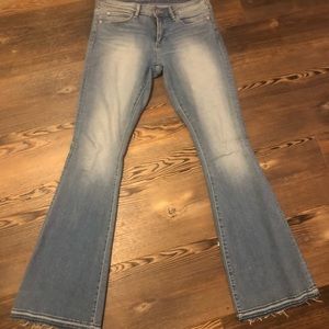 Light wash jeans